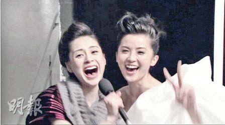 Twins�G���T���״κ��w�ž޻�������Ӣ�ʒ�v